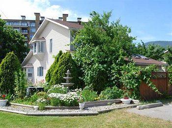 Log Cabin Motel Penticton Exterior photo